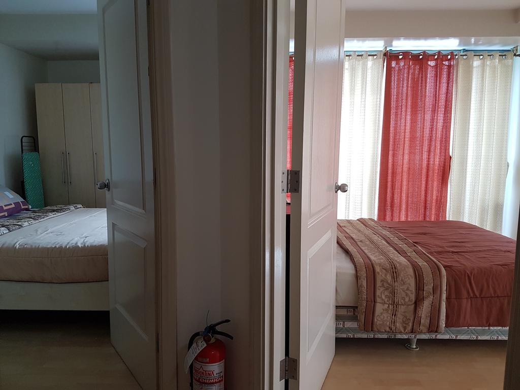 Ortigas 2 Bedroom Corner Unit With 2 Queen Across Shangrila Manila Exterior photo